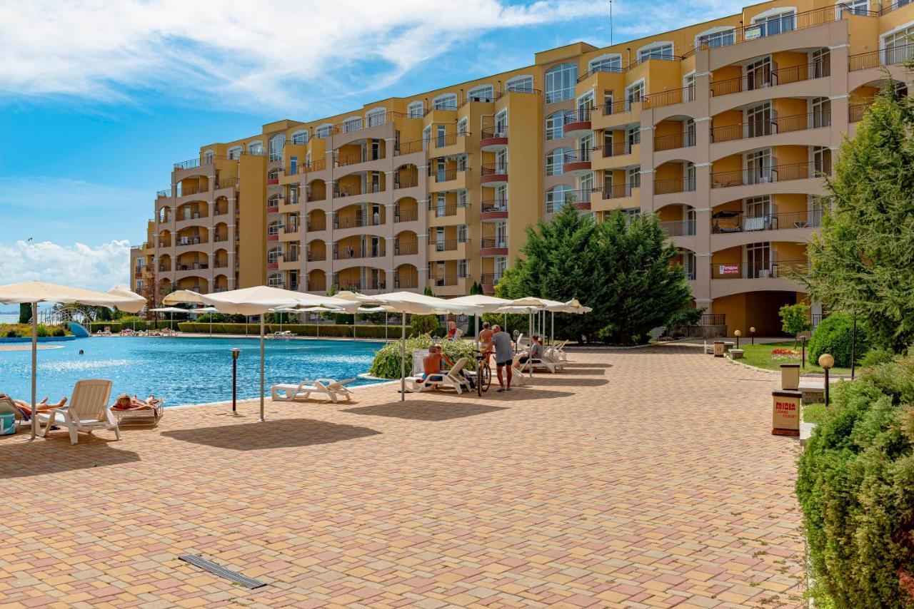 Menada Grand Resort Apartments Ахелой Екстер'єр фото